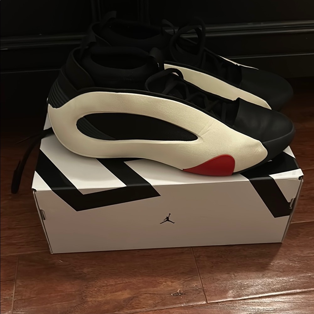 Jordan Black and White Men's Shoes